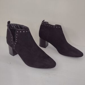 N.Y  &.CO. women's black booties size (10)